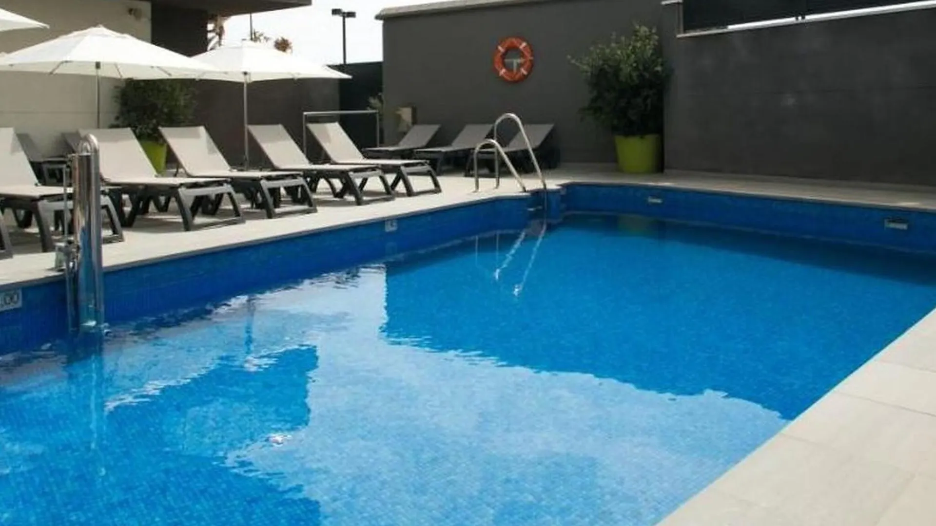 Inviting Apartment In Fuengirola With Shared Pool Spain