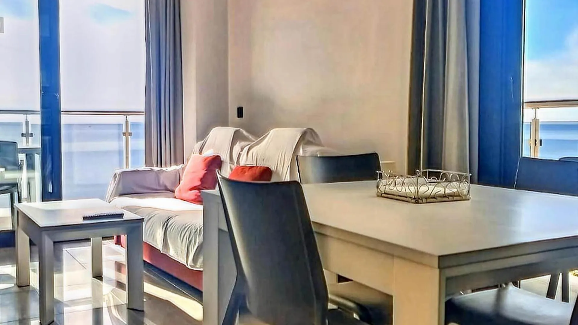 Inviting Apartment In Fuengirola With Shared Pool