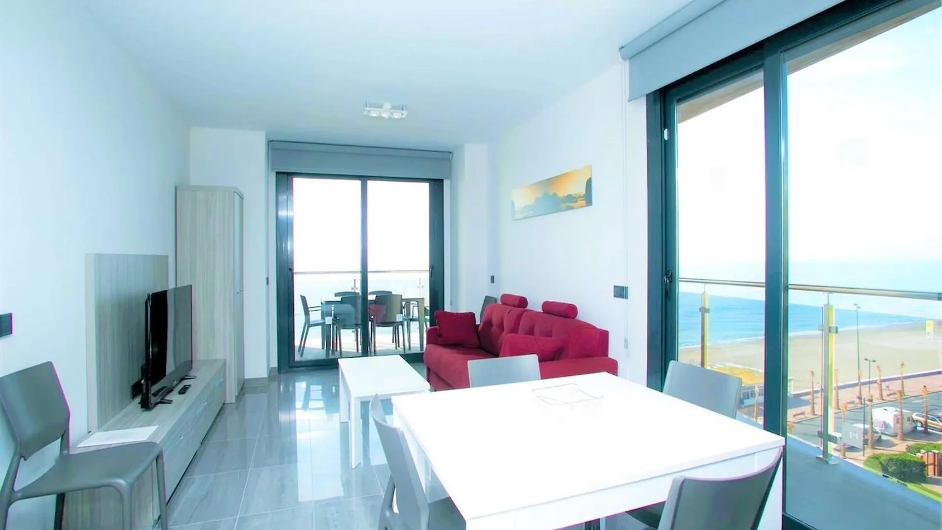 Inviting Apartment In Fuengirola With Shared Pool