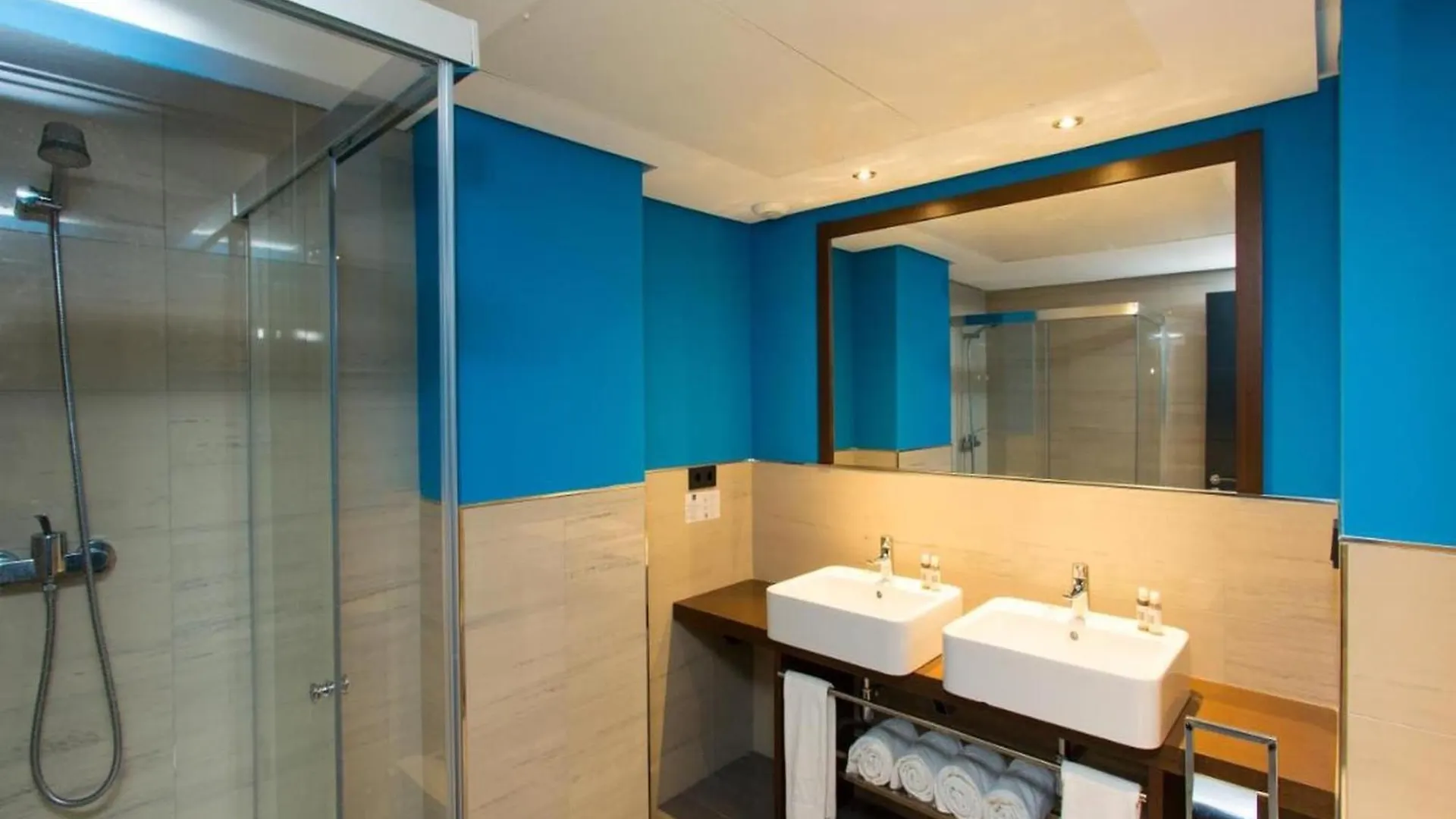 Inviting Apartment In Fuengirola With Shared Pool 0*,  Španělsko