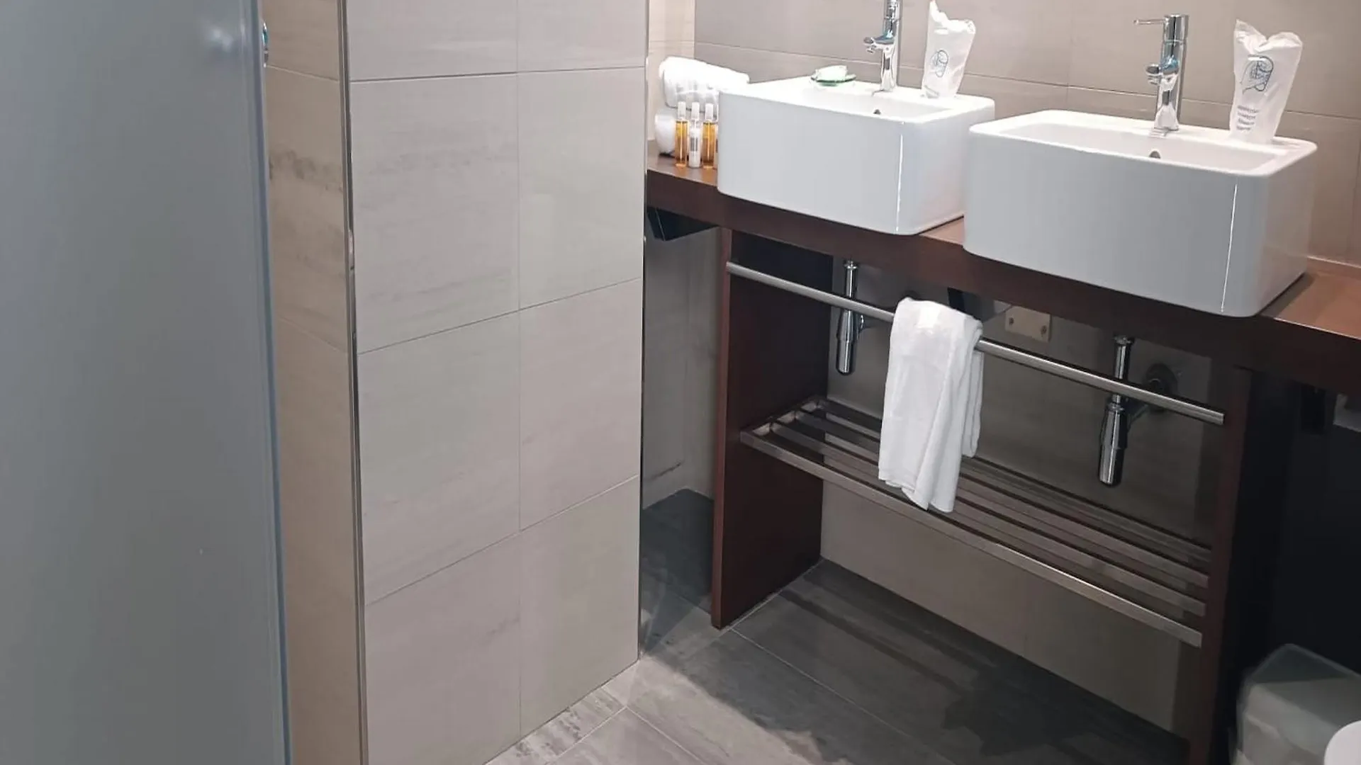 Inviting Apartment In Fuengirola With Shared Pool 0*,